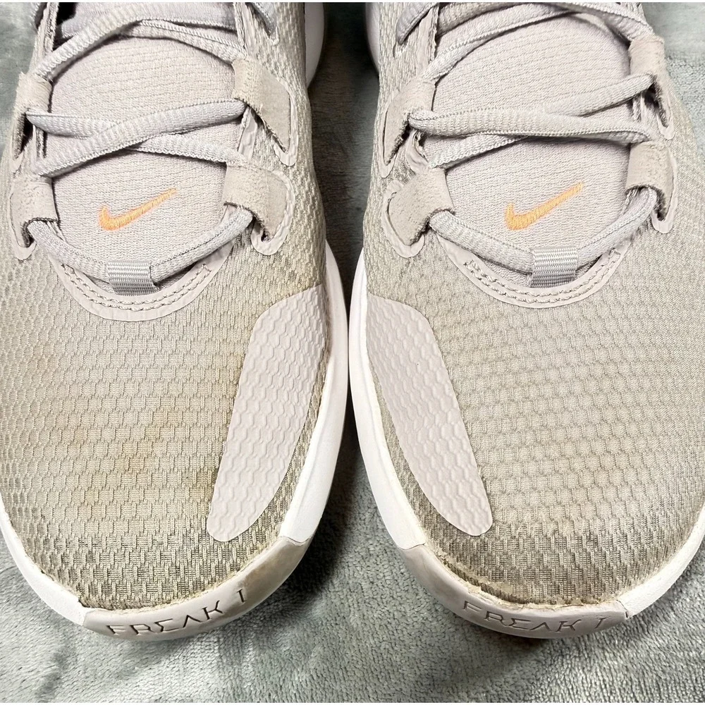 Nike Zoom Freak 1 Mens 10 Grey Orange Basketball Shoes Sneakers